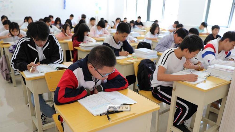 秋季開學(xué)，共同鞏固防疫新格局